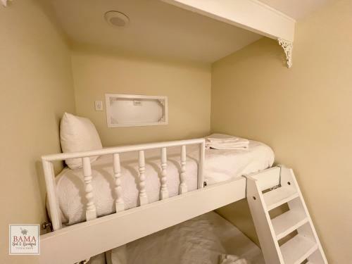 Hotel Bama Bed And Breakfast - Magnolia Family Suite
