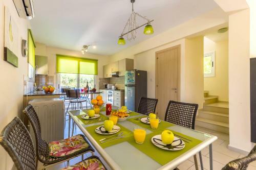 Villa Oposite Nissi Beach 100 Meters