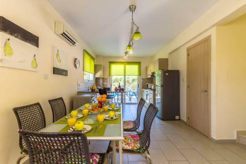 Villa Oposite Nissi Beach 100 Meters