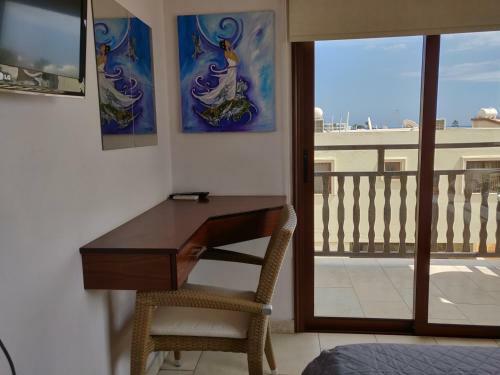 Elena Court Apartments