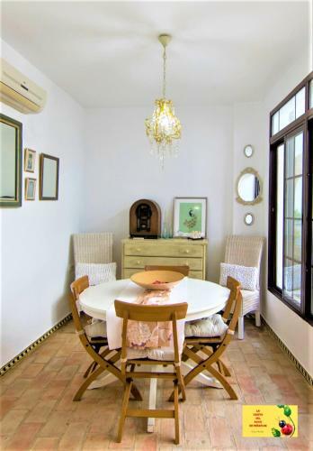 La Casita Del Patio En Pe�aflor