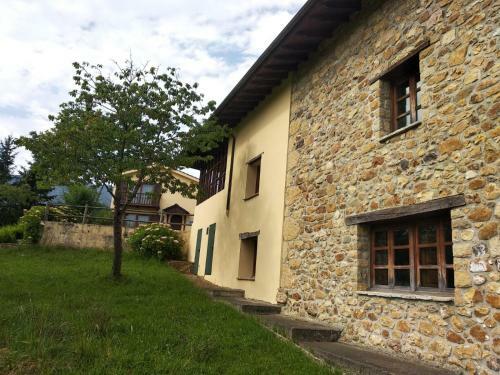 Agroturismo La Casona De Sovi�a