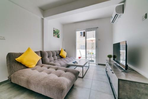 Apartment Cycy