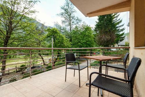Hostal Guest House Bora?ko Lake