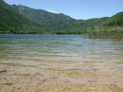 Hostal Guest House Bora?ko Lake