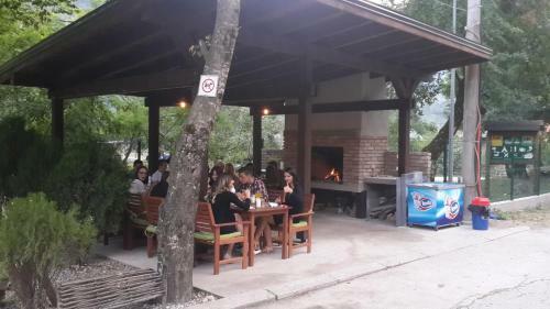 Hostal Guest House Bora?ko Lake