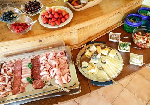 Agroturismo Weingut Winzerhof G�stezimmer Grebenz