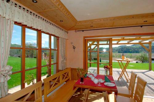 Agroturismo Weingut Winzerhof G�stezimmer Grebenz