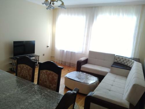 Hostal Comfort House With Large Yard