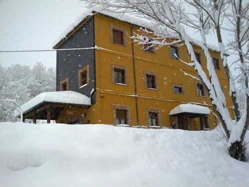 C R Altobierzo, 9 H Y 9 Ba�os