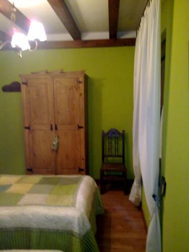 C R Altobierzo, 9 H Y 9 Ba�os