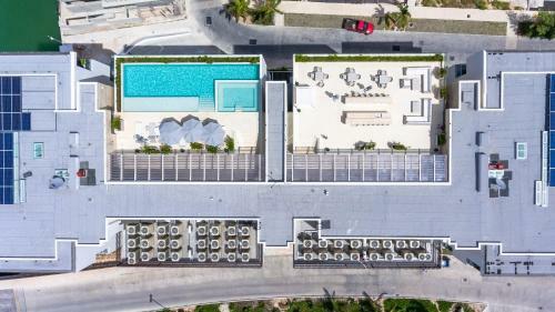 Apartamento Ocean View Condo-beach, Rooftop Pool & Jacuzzi!