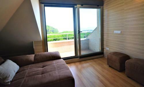 Apartamento �tico de Playa Con Vistas En Baltar
