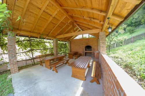 Apartments Crvena Jabuka 1