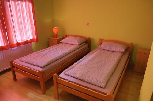 Apartments Crvena Jabuka 1