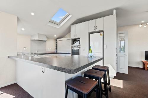 Endless Summer - Mount Maunganui Holiday Home
