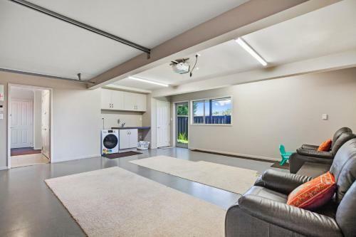 Endless Summer - Mount Maunganui Holiday Home