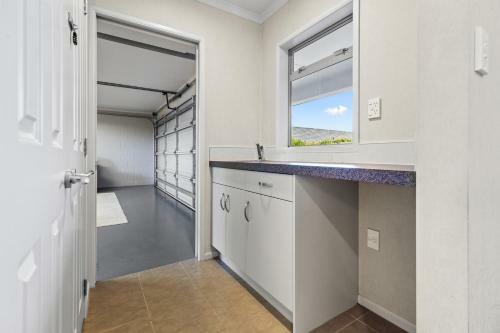 Endless Summer - Mount Maunganui Holiday Home