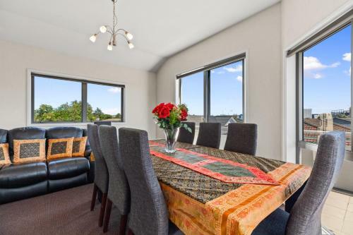 Endless Summer - Mount Maunganui Holiday Home