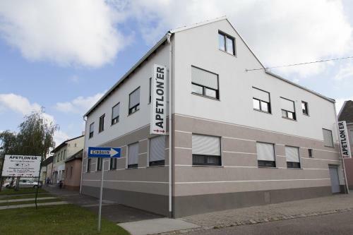 Apartamentos Apetlon'er - Heurigerpensionboehm