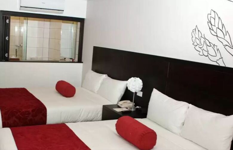 Tanoa Waterfront Hotel
