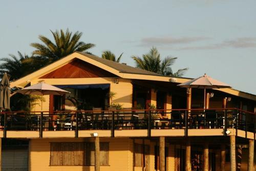 Hotel Club Fiji Resort