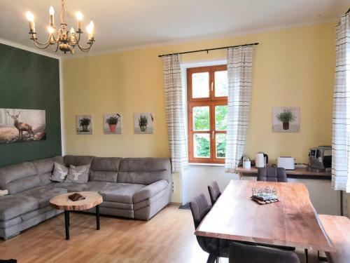 Apartamento Ferienappartment Zum Gr�nen Hirsch