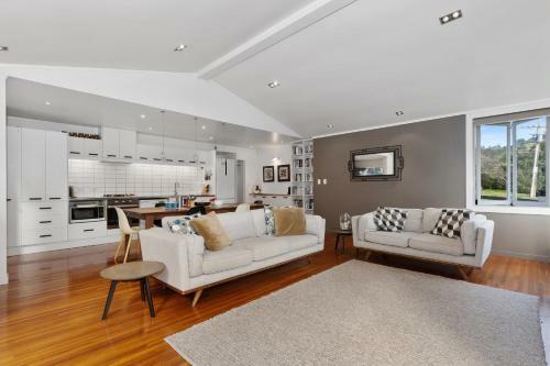 Sandy Bay Hideaway - Sandy Bay Holiday Home