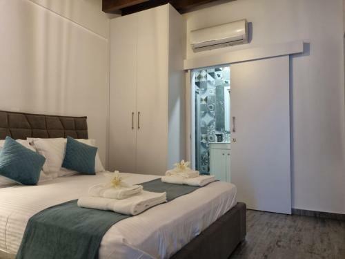 Kamaroporta Luxury Apartments