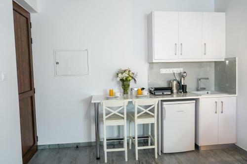 Kamaroporta Luxury Apartments