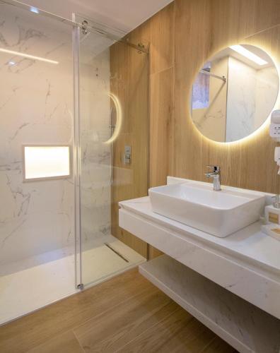 Hotel Dazur Coast Resort