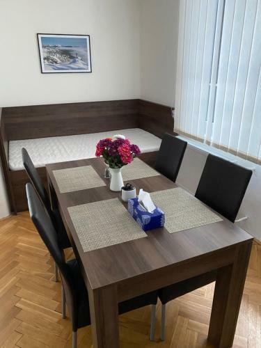 Villa Apartm�ny Laura