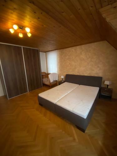 Villa Apartm�ny Laura