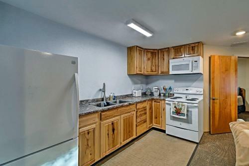 Charming Fairbanks Apartment - 10 Mins To Downtown