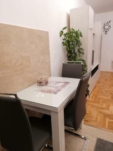 Apartman Hilandarska
