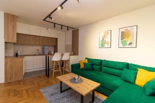 M&a Apartment