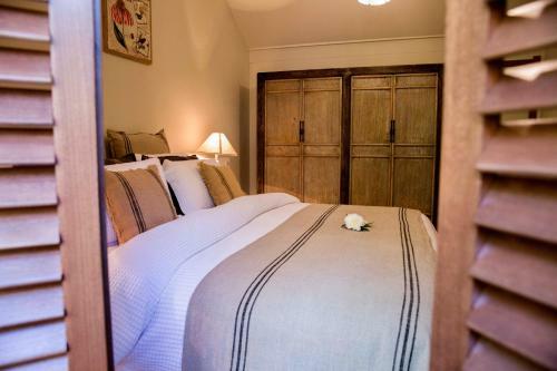 Olive Hill Guest Lodge