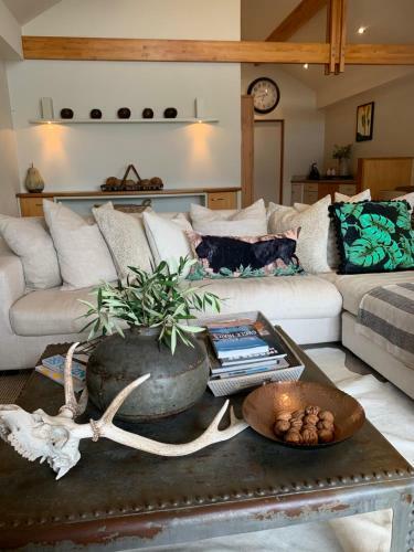 Olive Hill Guest Lodge