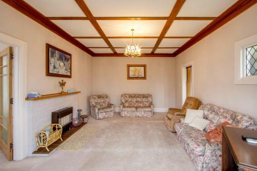 Gran's House - Napier Holiday Home