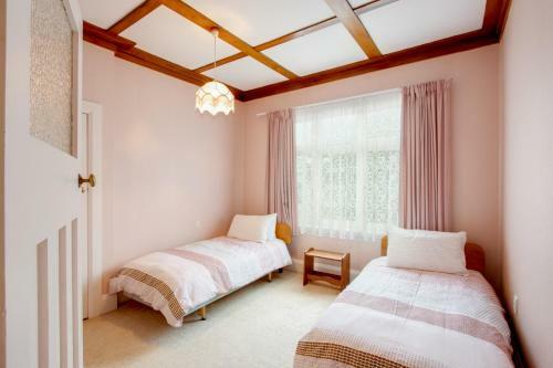 Gran's House - Napier Holiday Home