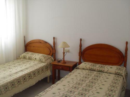 Apartamento Primera Linea Con Piscina Y Parking.