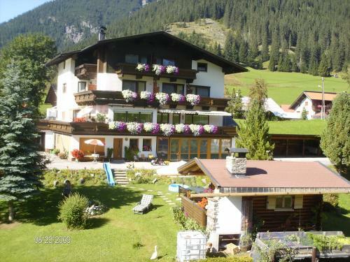 Hostal G�stehaus Bergland