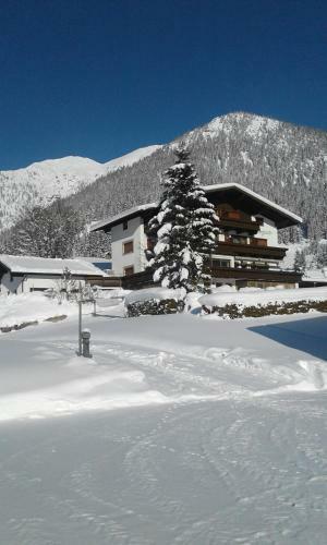Hostal G�stehaus Bergland