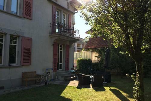 Apartamento 2 Zimmer In Jugendstilwohnung Mit Garten (1-6 P.)