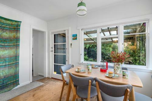 Haven Views - Nelson Holiday Home