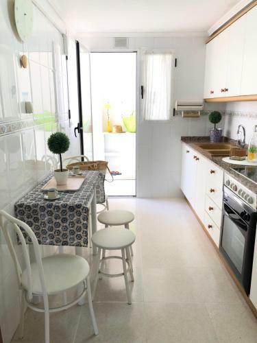 Apartamento C�ntrico Con Buenas Vistas