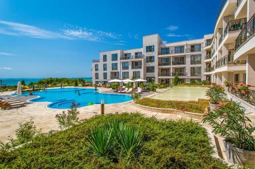 Diamond Apartment ?1 - Relax Holiday Views Sea And Pool
