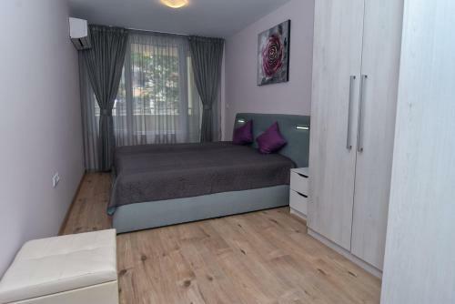Apartment Deni