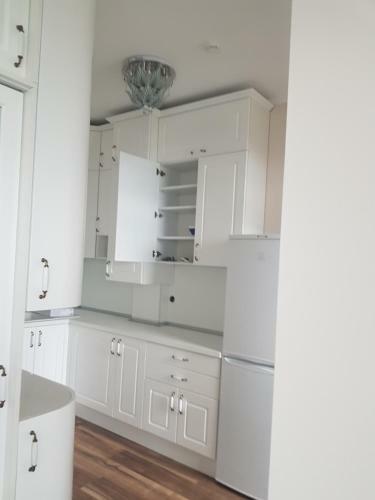 Apartment In Lazuren Bryag