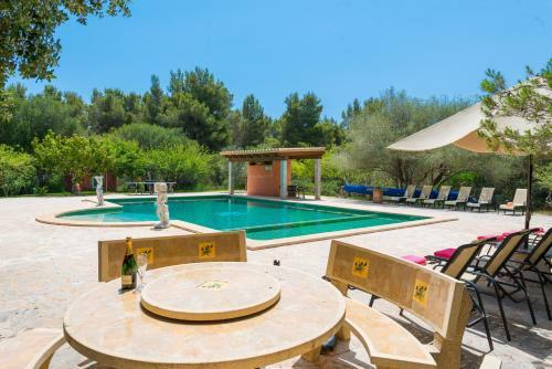 Villa Espiga With Heated Pool And Salt Water